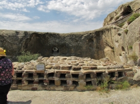Senovinis miestas-tvirtovė uolose Uplistsikhe