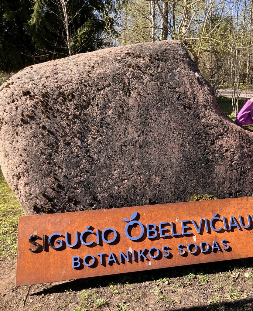 Sigučio Obelevičiaus botanikos sodas Traupyje